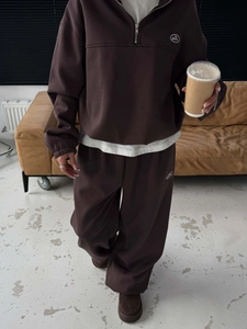 Retro coffee brown fleece hoodie and joggers two-piece set with white logo embroidery