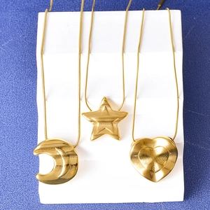 Minimalist Titanium Steel Heart Moon Star Pendant Necklace Gold Plated Snake Bone Chain Irregular Celestial Jewelry For Women