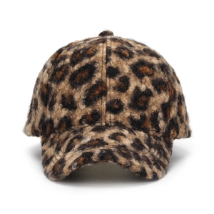 Modische Damen Baseballkappe mit Leopardenmuster aus flauschigem Kunstpelz für Winter