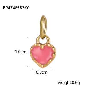 Pink enamel heart pendant in gold metal, size 1.0x0.8cm, lightweight jewelry charm