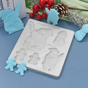 Weihnachts Silikonform mit Weihnachtsmann und Schneemann Motiven für DIY Kuchen