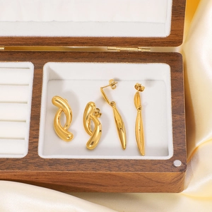 Minimalist double layer golden stainless steel drop earrings in a luxury wooden gift box