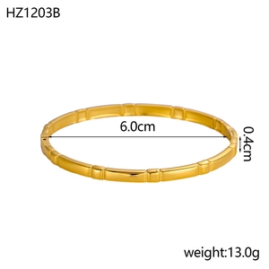 Detailed size chart showing 6.0cm inner diameter and 0.4cm width of gold bamboo bracelet