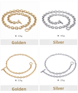 Détail des colliers avec fermoir OT en or et argent avec les options de 23g et 43g