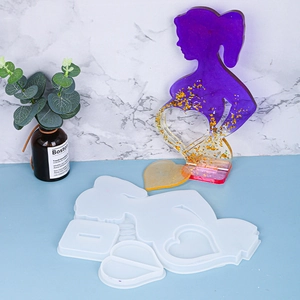 Stampo fai-da-te in silicone con silhouette di donna incinta e base a cuore per resina