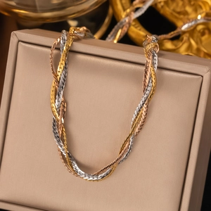 Dreifarbige geflochtene Schlangenkette in Gold, Silber und Roségold mit Hochglanz