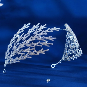 Serre-tête de mariée argenté avec strass brillants en forme de branche pour mariage