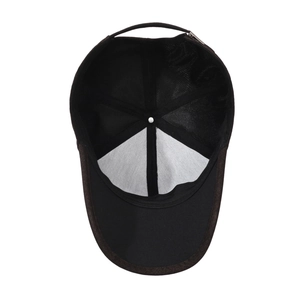Vue intérieure de la casquette de baseball en coton pour hommes avec boucle en métal réglable