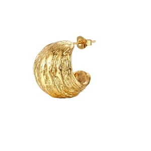 18K gold plated stainless steel C-shape earrings with unique hammered texture for women