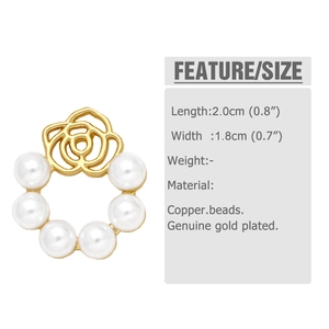 Detail view of flower pearl earrings with size 2.0cm length and 1.8cm width dimensions