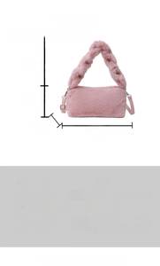 Size guide for pink faux fur handbag showing dimensions 25x14x11cm and adjustable strap