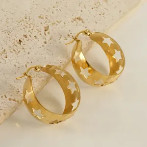 Créoles En Acier Inoxydable Plaqué Or 18K Étoiles Évidées Style Rétro Français Pour Femmes