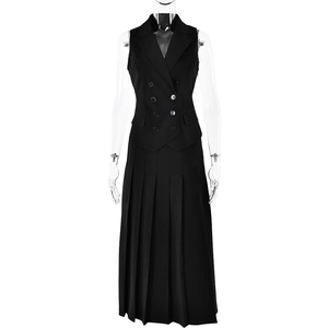 Ensemble deux pièces pour femme avec gilet sans manches à double boutonnage et jupe plissée
