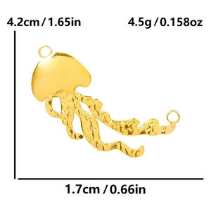 Golden 304 stainless steel jellyfish pendant with dimensions 4.2cm by 1.7cm and weight 4.5g