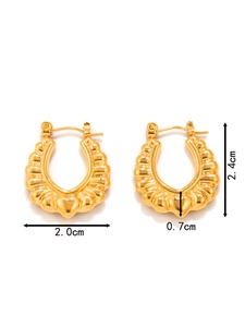 Detailed view of 18K gold stainless steel hoop earrings with 2.4cm height dimensions