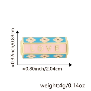 Detail von Evil Eye Anhänger mit LOVE-Schriftzug und genauen Maßangaben