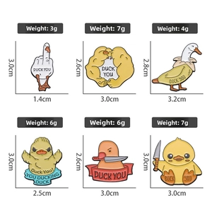 Detailed size and weight chart for six funny cartoon duck enamel pins in a grid layout