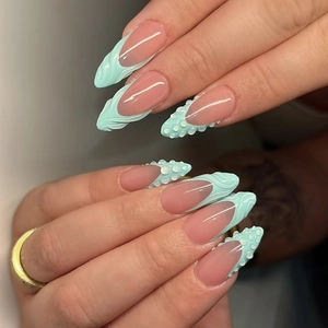 Unghie Finte Press On Forma Mandorla French Tip Rilievo 3D Motivo Conchiglia Verde Menta Rosa Nude Plastica ABS