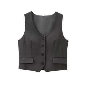 Gilet de costume classique gris anthracite à col en V avec quatre boutons et poches à rabat