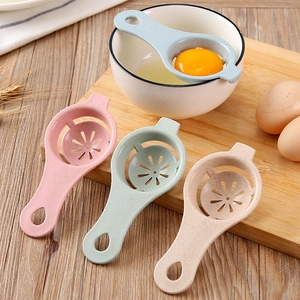 Manual egg white separator set in wheat straw material with 4 colors for home kitchen use