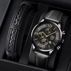 Détail de la montre à quartz noire DEYROS et du bracelet tressé dans un coffret