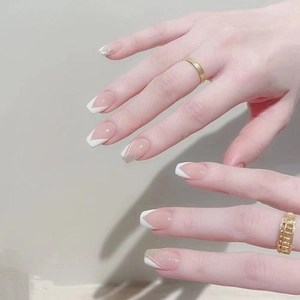 Uñas Postizas Press On French V Tip Rosa Nude Forma Ataúd Elegante Purpurina Plateada Plástico Manicura Portátil