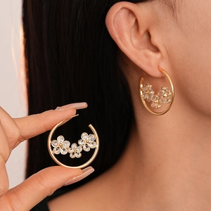 Boucles D'Oreilles Créoles Fleurs Zircon Plaqué Or Bijoux Floraux En Cuivre Avec Tige En Argent Élégant Pour Femmes