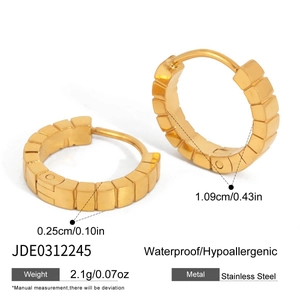Detailed view of 18K gold plated stainless steel hoop earrings with size measurements