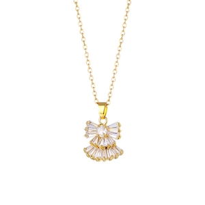 Collier en acier inoxydable plaqué or 18k avec un pendentif ange serti de cristaux