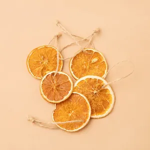 Set di 5 fette di arancia essiccata con corde di canapa per decorazioni natalizie fai da te