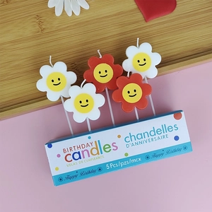 Cartoon Smile Face Daisy Flower Birthday Candles Sunflower Cake Toppers Decoration For Kids Birthday Party Paraffin Wax Candle