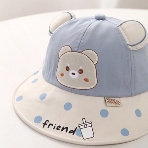 Chapeau de soleil bébé avec broderie ours et pois pour protection d'été