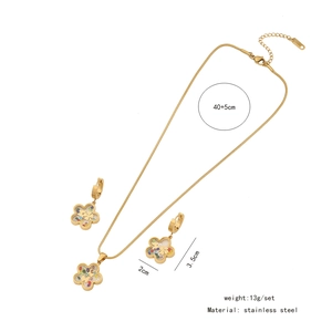 Detailed size specifications for stainless steel gold flower necklace and earring set