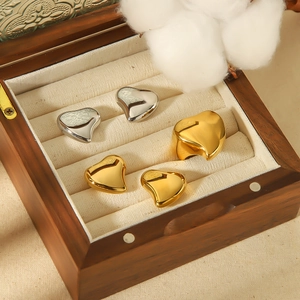 Heart Shaped Stud Earrings And Ring Stainless Steel 18K Gold Plated High Polished Mirror Finish Jewelry For Women Fashion