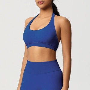 Détails d'un ensemble de yoga bleu roi sans couture avec soutien-gorge et legging