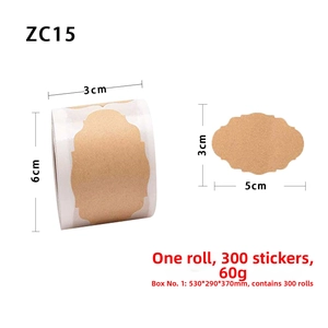 Detail view of scalloped brown kraft paper stickers on a roll, 5x3cm dimensions, 300 labels