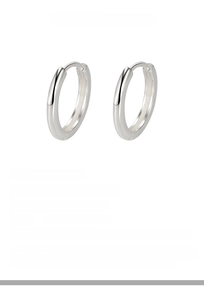 Detailed view of S925 sterling silver hoop earrings in 10mm and 15mm sizes