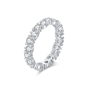 Sparkling S925 sterling silver eternity ring with full-set round-cut cubic zirconia