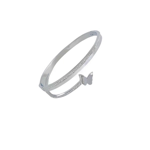 Bracelet papillon élégant en acier titane argenté avec double rangée de cristaux