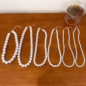 French Retro Faux Artificial Pearl Necklace Elegant Gold Tone Alloy Clasp Clavicle Chain Minimalist Round Beads Jewelry For Women