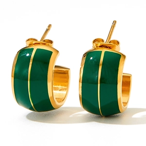 Retro geometric green enamel C-shaped stainless steel hoop earrings in gold finish