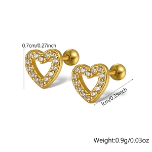 Detailed size chart for gold heart-shaped zircon stud earrings in 925 sterling silver