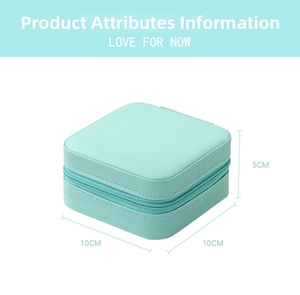 Detailed view of mint green jewelry box with zipper closure and 10x10x5cm dimensions