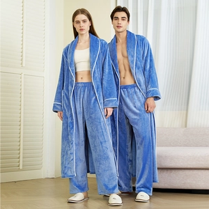 Ensemble homewear épais en flanelle bleu roi avec robe de chambre longue et pantalon