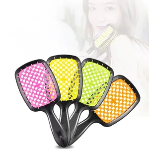 Set di quattro spazzole per capelli traforate colorate per massaggio e styling