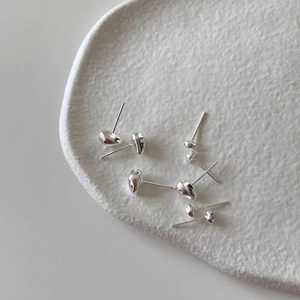 Minimalist 925 sterling silver organic pebble stud earrings with mirror polished finish