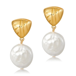 Gold starfish pearl earrings with retro french style and minimalist white background