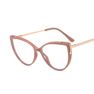 Stylish cat-eye blue light blocking glasses with brown resin frame and gold metal temples