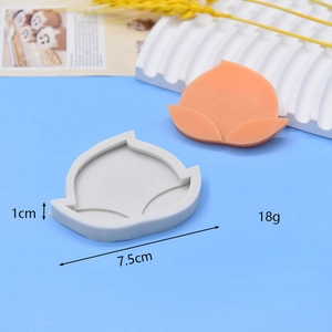 Peach-shaped silicone mold for cake decorating and DIY chocolate fondant baking