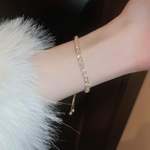 Luxurious gold crystal geometric bracelet with adjustable tennis style chain for women